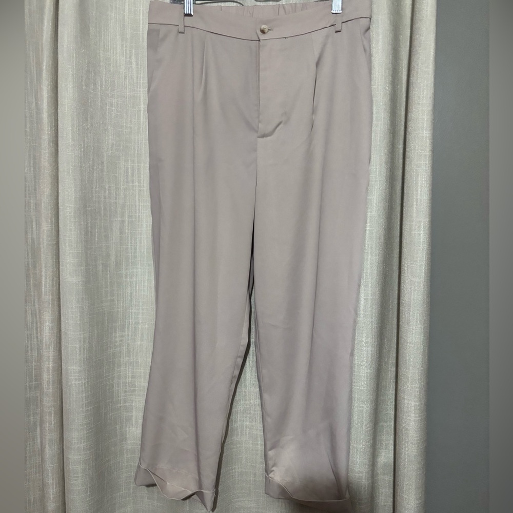 Elegant Light Pink Trousers